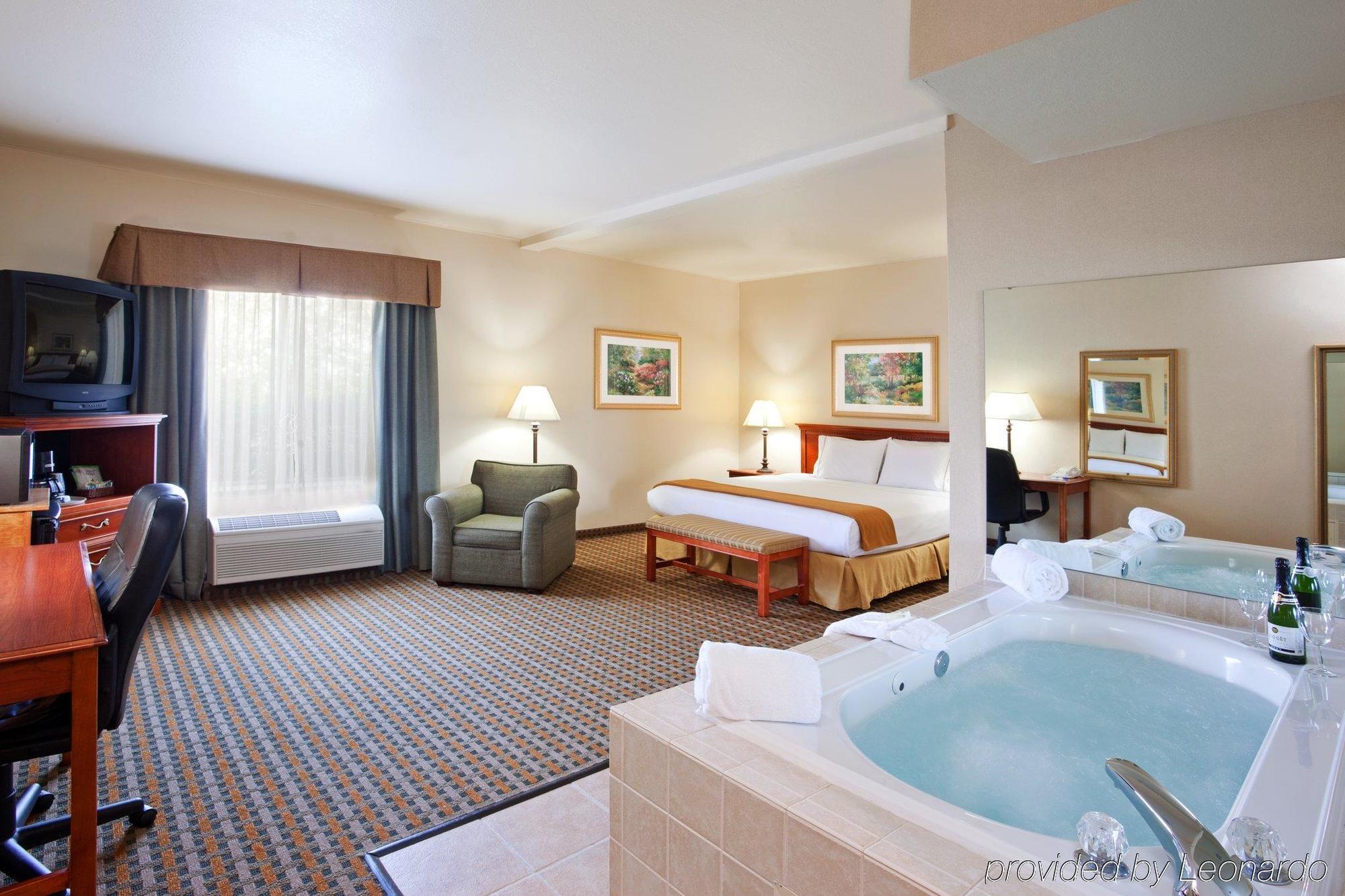 Holiday Inn Express Hotel & Suites Columbus Southeast Groveport By Ihg חדר תמונה