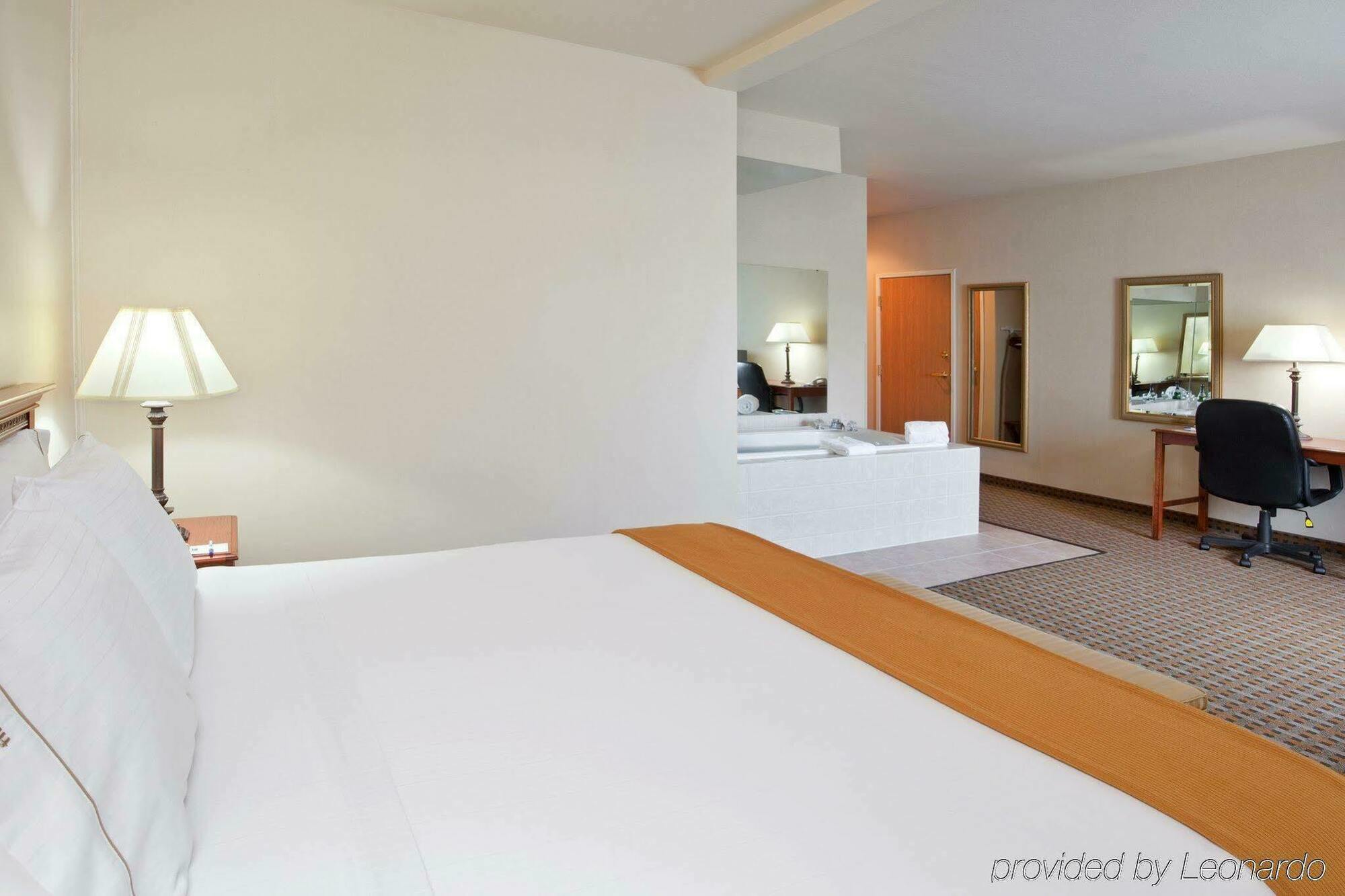 Holiday Inn Express Hotel & Suites Columbus Southeast Groveport By Ihg מראה חיצוני תמונה